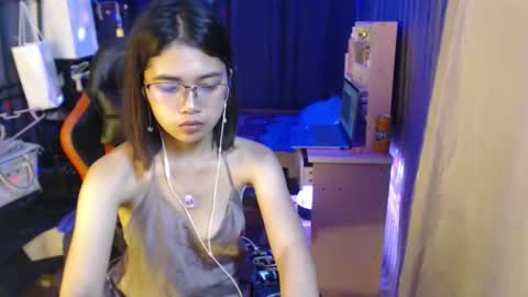 Snapshot of urdreamgirljayne chatting on 09.26.25 urdreamgirljayne online show from 09.26.25