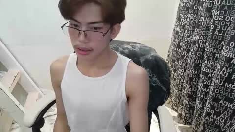 urdreamtw1nk online show from 10.28.25