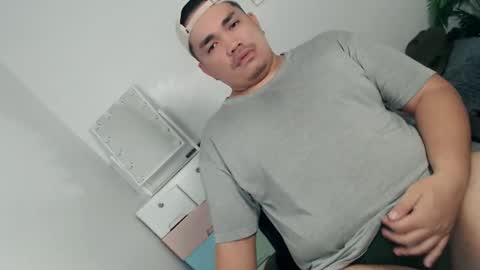 Snapshot of ure_fattytoy143 chatting on 02.05.26 ure_fattytoy143 online show from 02.05.26