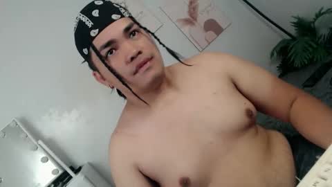 Snapshot of ure_fattytoy143 chatting on 04.18.26 ure_fattytoy143 online show from 04.18.26