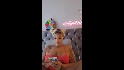 urfaveriri online show from 10.16.25