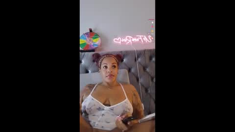 urfaveriri online show from 10.17.25