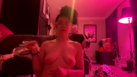 Snapshot of urfxvecouplee chatting on 10.20.25 urfxvecouplee online show from 10.20.25
