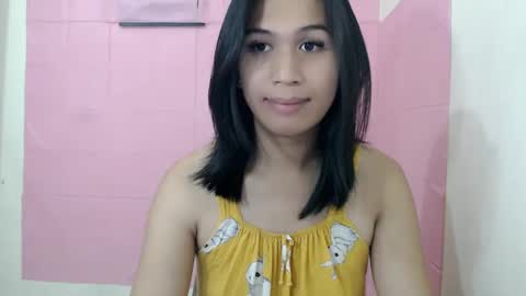 Snapshot of urgirlnabyx chatting on 12.23.24 Call me naby online show from 12.23.24