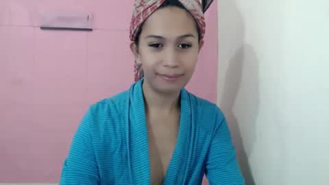 Snapshot of urgirlnabyx chatting on 12.24.24 Call me naby online show from 12.24.24