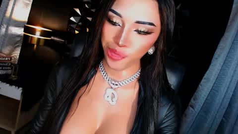 My bella 3 online show from 10.08.25