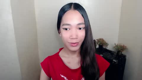 urhot_athena online show from 10.03.25