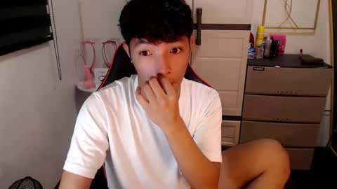 Snapshot of urhotethanxx chatting on 03.02.26 Ethan online show from 03.02.26