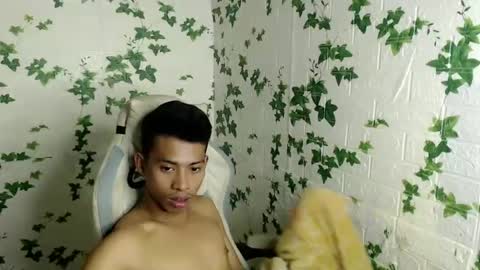 Snapshot of urhotfuckingass chatting on 01.31.25 richard online show from 01.31.25