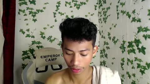 Snapshot of urhotfuckingass chatting on 02.12.25 richard online show from 02.12.25