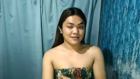 Snapshot of urhottie_bella chatting on 06.20.26 urhottie_bella online show from 06.20.26