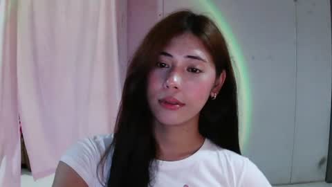 Snapshot of urhottie_nova chatting on 06.24.26 urhottie_nova online show from 06.24.26