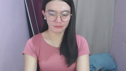Snapshot of urhottiest_katey chatting on 05.13.26 Katey online show from 05.13.26