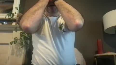 Snapshot of urhungdaddy8 chatting on 02.18.26 Hung Daddy online show from 02.18.26