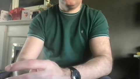 Snapshot of urhungdaddy8 chatting on 03.27.26 Hung Daddy online show from 03.27.26