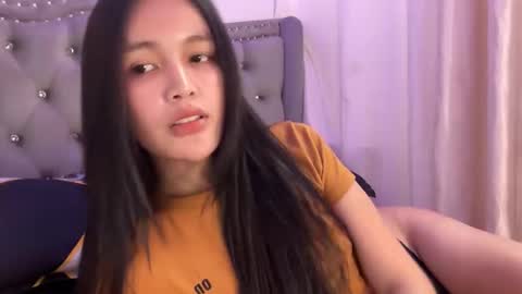 Amira online show from 11.05.25