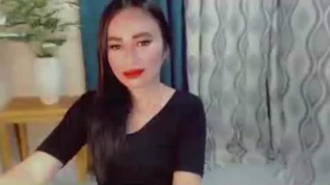 Snapshot of urlovely_che chatting on 07.13.26 urlovely_che online show from 07.13.26