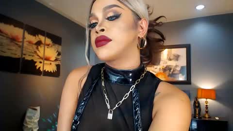 UrMajestyTyra online show from 02.27.25