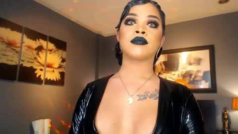 UrMajestyTyra online show from 03.10.26