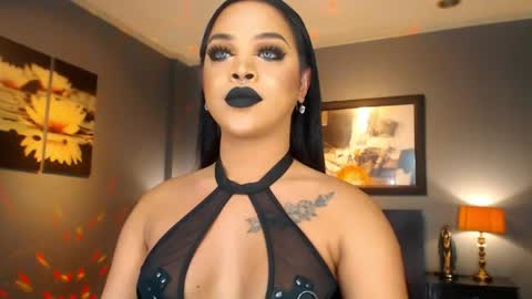 Snapshot of urmajestytyra chatting on 04.27.26 UrMajestyTyra online show from 04.27.26