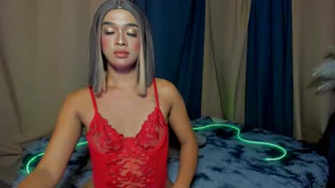Snapshot of urmorenagoddess_xx chatting on 05.20.26 natalie online show from 05.20.26