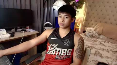 Snapshot of urnatty_guy chatting on 06.15.26 ander online show from 06.15.26