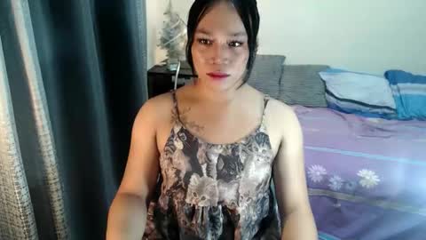 Snapshot of urnaughty_trishaxx chatting on 09.21.25 trisha online show from 09.21.25