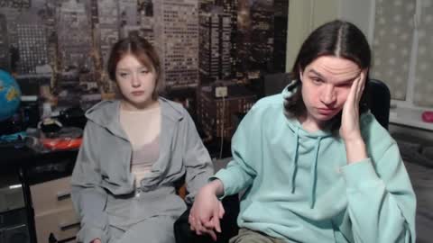 Snapshot of uroxygen chatting on 06.02.26 Mary online show from 06.02.26