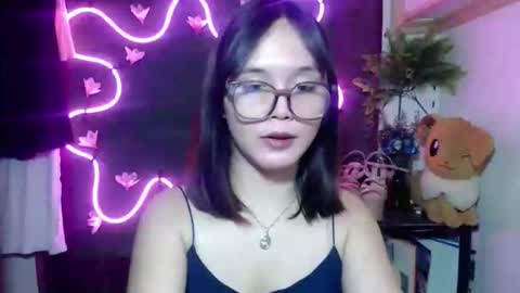 Pia online show from 10.21.25