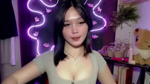 Pia online show from 10.26.25