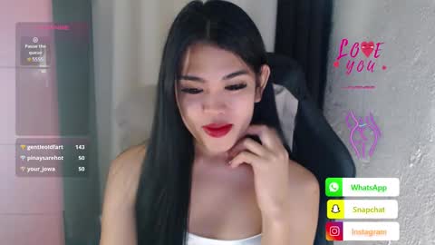 Snapshot of urpinayjenfuckerxxx chatting on 01.27.25 Jenny online show from 01.27.25