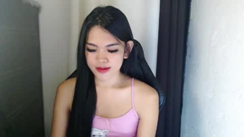 Snapshot of urpinayjenfuckerxxx chatting on 02.10.25 Jenny online show from 02.10.25