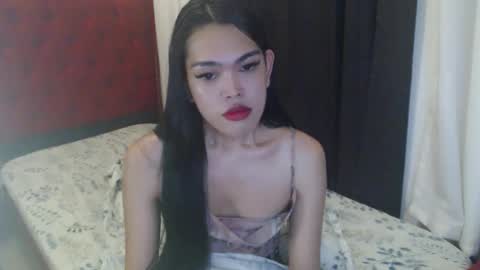 Snapshot of urpinayjenfuckerxxx chatting on 09.19.25 Jenny online show from 09.19.25