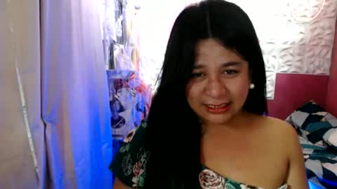 Snapshot of urpinaymistizaxxx chatting on 06.26.26 urpinaymistizaxxx online show from 06.26.26