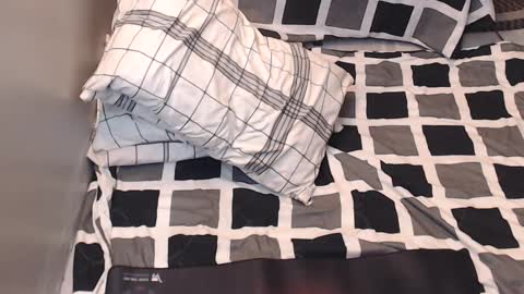 Mel online show from 01.12.25