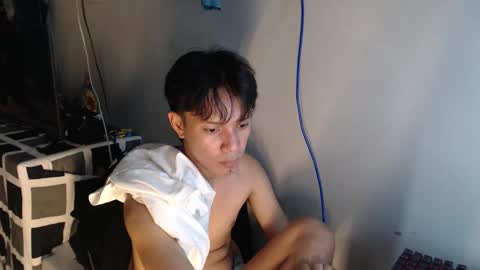 Snapshot of urpinoyasianx chatting on 02.28.26 Mel online show from 02.28.26