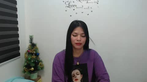 Snapshot of urpreciouspinayxxx chatting on 12.12.24 hi im kim online show from 12.12.24