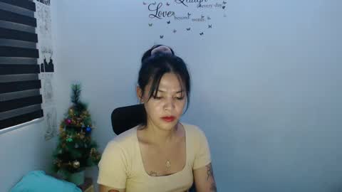Snapshot of urpreciouspinayxxx chatting on 12.13.24 hi im kim online show from 12.13.24