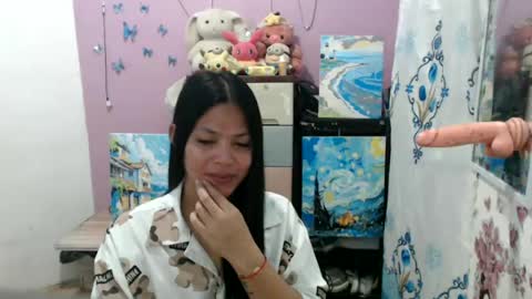 Snapshot of urpreciouspinayxxx chatting on 08.03.26 hi im kim online show from 08.03.26