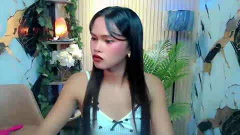 Snapshot of ursandra_xx chatting on 10.14.25 ursandra_xx online show from 10.14.25