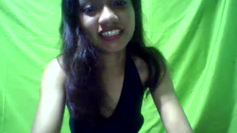 Snapshot of ursexydoll18 chatting on 01.11.25 Darlyn room online show from 01.11.25