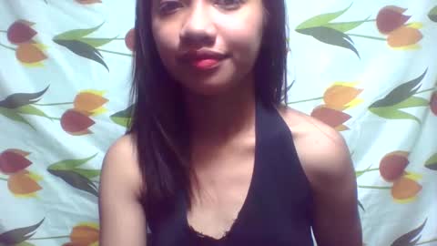 Snapshot of ursexydoll18 chatting on 01.22.25 Darlyn room online show from 01.22.25