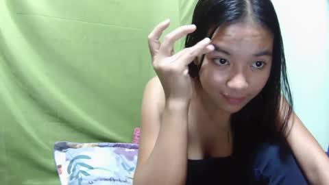 Urskinnygirl4u18 - ROSE ROOM online show from 03.09.25