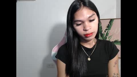 Snapshot of ursweet_zeviixx chatting on 09.20.25 ursweet_zeviixx online show from 09.20.25