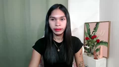 Snapshot of ursweet_zeviixx chatting on 10.13.25 ursweet_zeviixx online show from 10.13.25