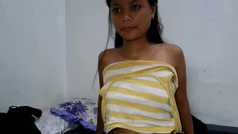 Snapshot of ursweetereca18 chatting on 05.13.26 ERECA online show from 05.13.26