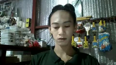 Snapshot of ursweetlarry chatting on 06.15.26 ursweetlarry online show from 06.15.26