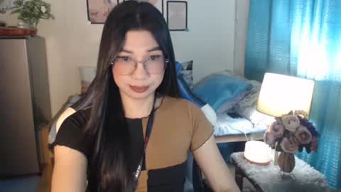 Ashley Kate Mateo Gray online show from 02.04.25