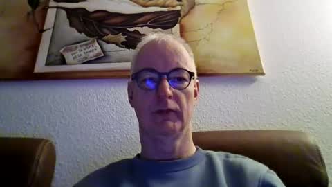Snapshot of use2020 chatting on 04.01.26 use2020 online show from 04.01.26