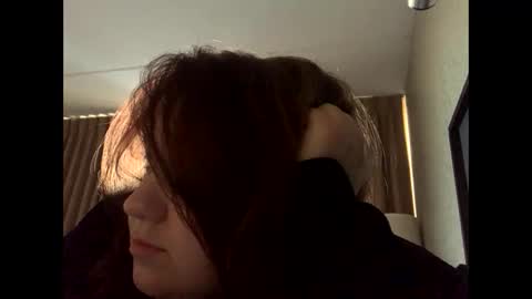 usefulhole online show from 10.02.25